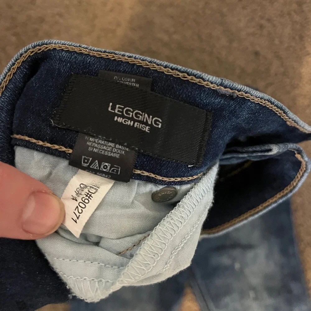 Express High Rise Denim Jeggings - Picture 4 of 4